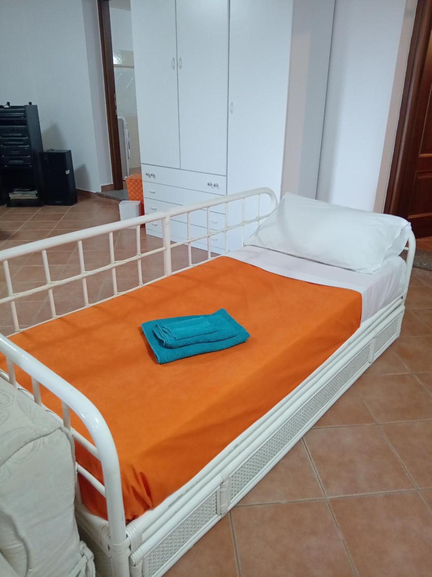 Casa Antonella Lägenhet Porto Torres Exteriör bild